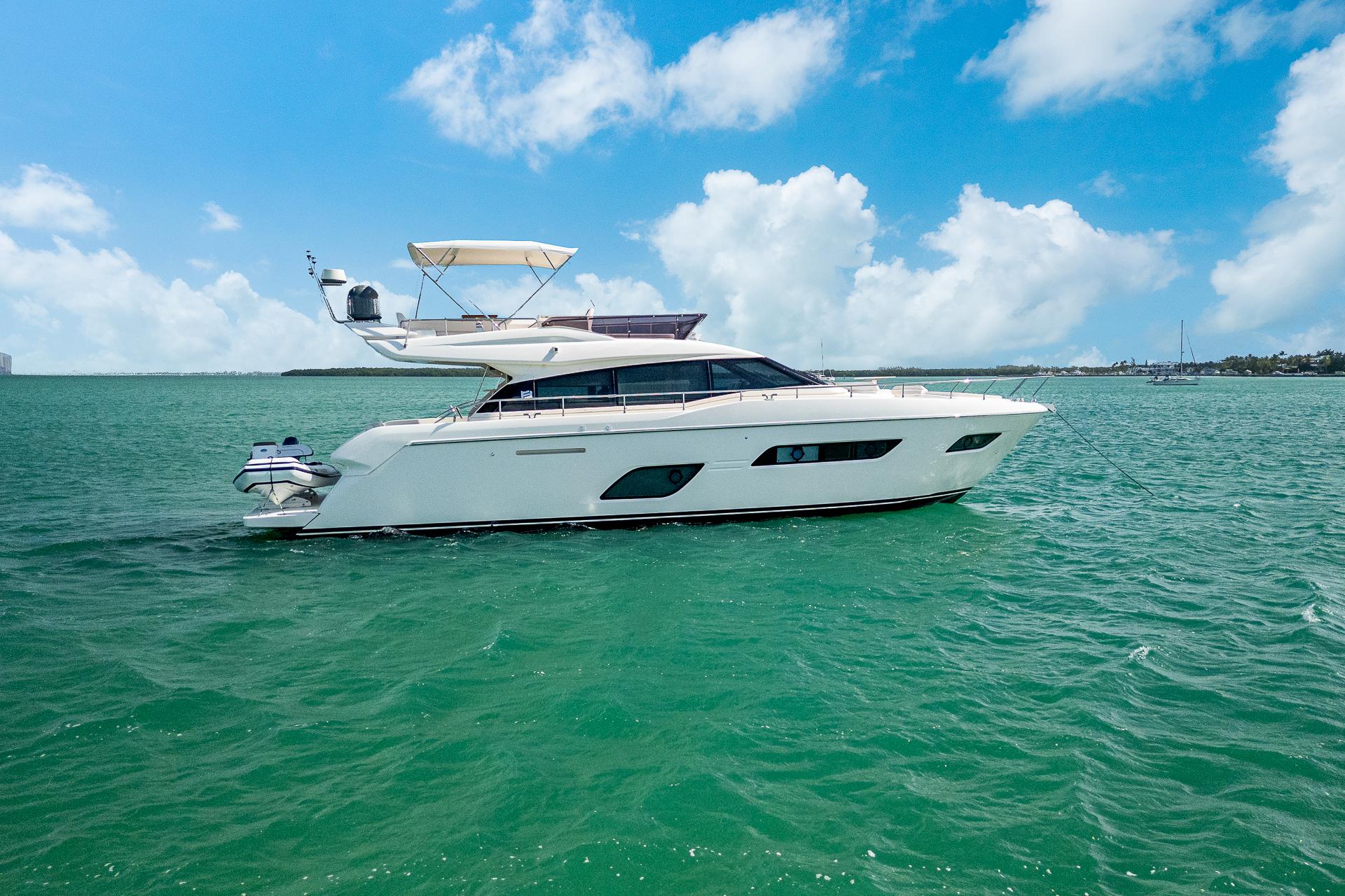 Ferretti 550